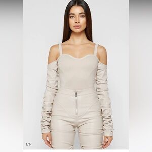 MANIERE DE VOIR ⭐️ tacked sleeve bustier  bodysuit